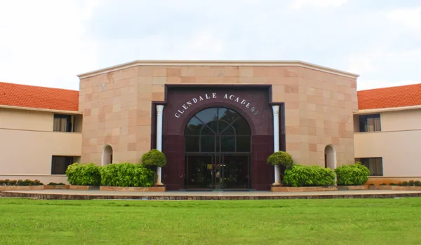 Featured Image of Glendale Academy School