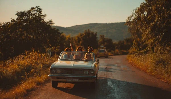 Featured Image of Hyderabad To Bangalore Routes Costs And Travel Guide