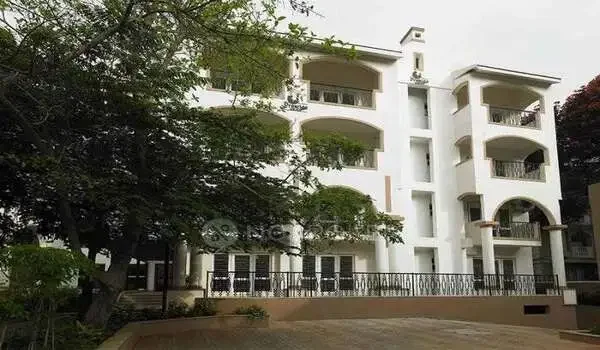 Featured Image of Prestige Benson Court